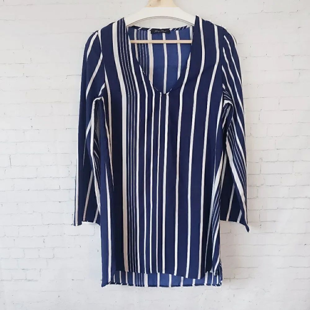 Honey Punch Tunic Shift Dress Size M Blue Striped V-Neck Casual Stitch Fix Light